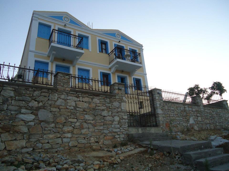 Symi Sun Apartments Simi Exterior foto